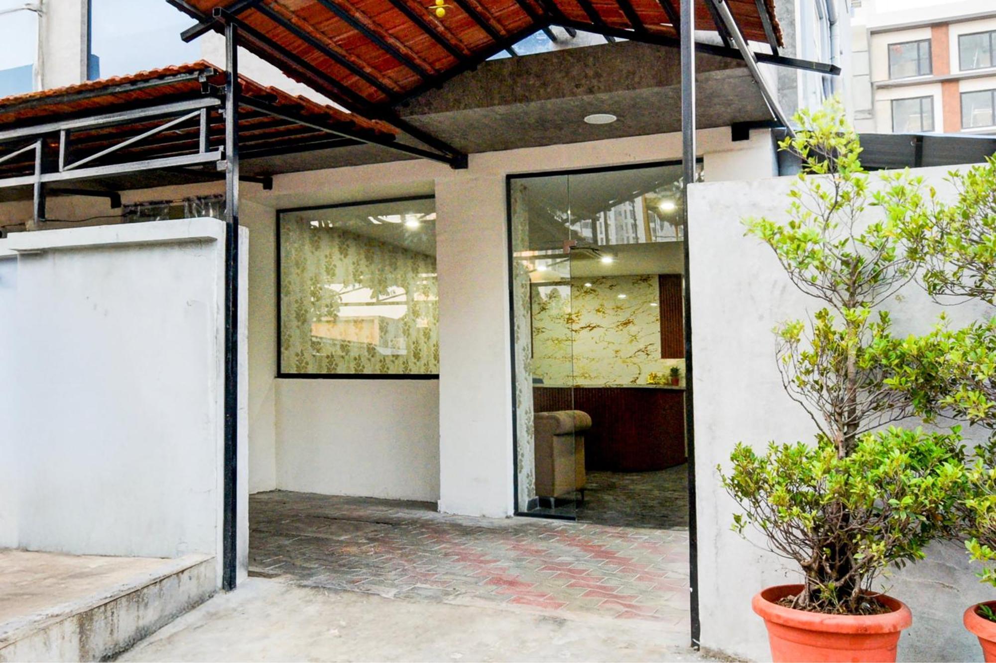 Super Townhouse Unnam Hotels Backside Of Tabala Rasa Pub, Financial District Hyderabad Esterno foto